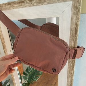 LuluLemon everywhere belt bag in color Spiced Chai